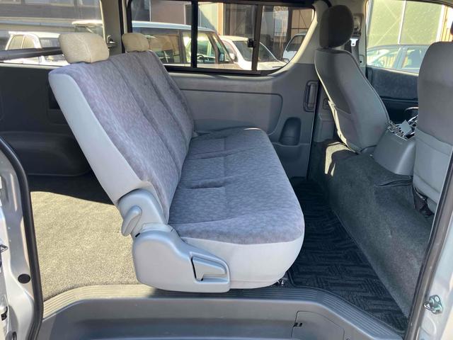 ハイエースバン ロングスーパーGL 4WD ETC 両側スライドドア キーレスエントリー 電動格納ミラー AT アルミホイール エアコン パワーウィンドウ タイベル交換済み ウオーターポンプ交換済み(31枚目)