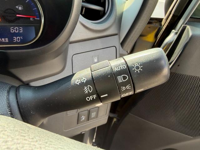 ムーヴ カスタム　ＲＳスマートセレクションＳＡ＆ＳＮ　４ＷＤ　衝突被害軽減ブレーキ　純正ナビ　バックカメラ　ＣＤ　ＤＶＤ　Ｂｌｕｅｔｏｏｔｈ　ＬＥＤヘッドライト　プッシュスタート　スマートキー　オートライト　ＥＴＣ　横滑り防止機能　社外エンジンスターター（10枚目）