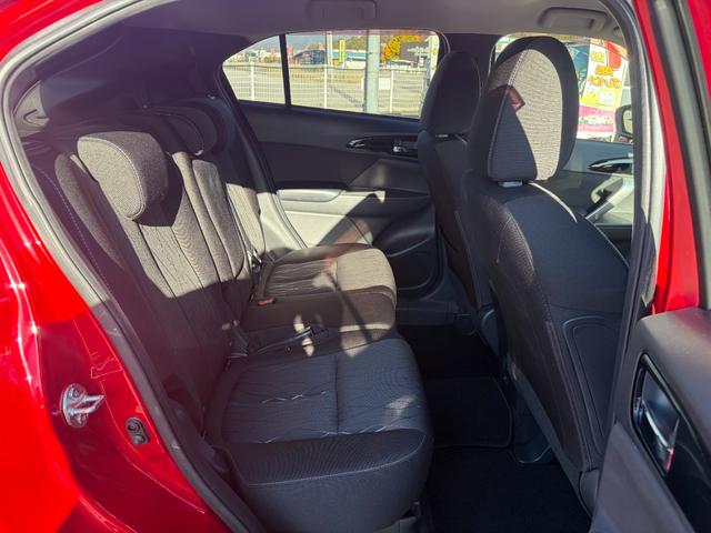 エクリプスクロス G 4WD 衝突被害軽減ブレーキ ナビ CD DVD Bluetooth バックカメラ ETC ドラレコ クルーズコントロール パドルシフト 横滑り防止機能 オートライト オートエアコン(8枚目)