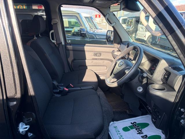 ハイゼットカーゴ クルーズターボSAIII 4WD 衝突被害軽減ブレーキ ナビ バックカメラ CD DVD Bluetooth アイドリングストップ オートマチックハイビーム 電動格納ミラー ETC キーレス(7枚目)