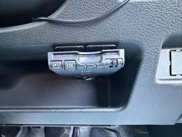 スペーシアカスタム ハイブリッドXSターボ 4WD 衝突被害軽減ブレーキ 両側電動スライドドア ナビ CD DVD Bluetooth 全方位カメラ クルーズコントロール パドルシフト ETC ヘッドアップディスプレイ シートヒーター(16枚目)