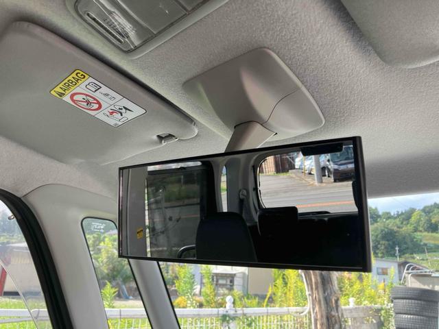 タント カスタムＲＳ　両側電動スライドドア　ナビ　オートライト　ＬＥＤヘッドランプ　スマートキー　アイドリングストップ　電動格納ミラー　ベンチシート　ＣＶＴ　盗難防止システム　ＡＢＳ　Ｂｌｕｅｔｏｏｔｈ　アルミホイール（11枚目）