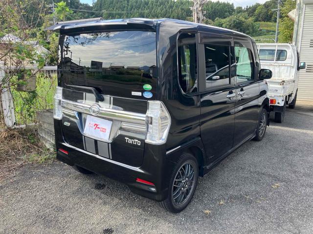 タント カスタムＲＳ　両側電動スライドドア　ナビ　オートライト　ＬＥＤヘッドランプ　スマートキー　アイドリングストップ　電動格納ミラー　ベンチシート　ＣＶＴ　盗難防止システム　ＡＢＳ　Ｂｌｕｅｔｏｏｔｈ　アルミホイール（24枚目）