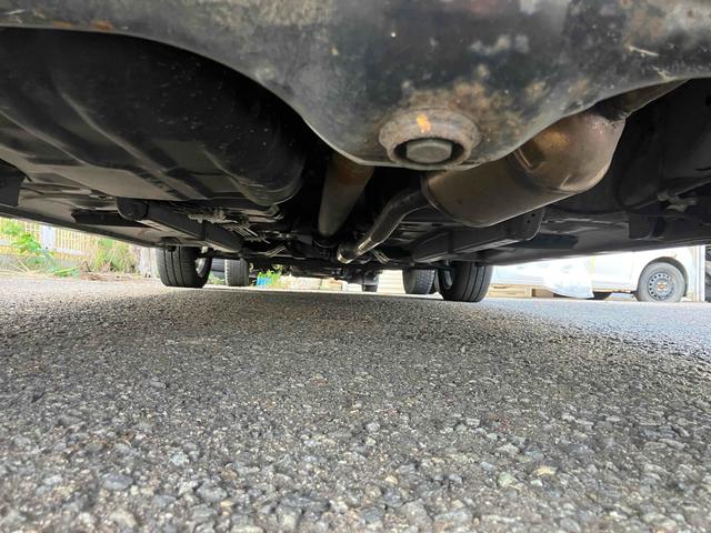 タント カスタムＲＳ　両側電動スライドドア　ナビ　オートライト　ＬＥＤヘッドランプ　スマートキー　アイドリングストップ　電動格納ミラー　ベンチシート　ＣＶＴ　盗難防止システム　ＡＢＳ　Ｂｌｕｅｔｏｏｔｈ　アルミホイール（26枚目）