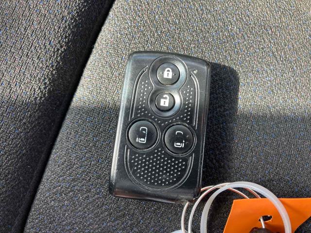 タント カスタムＲＳ　両側電動スライドドア　ナビ　オートライト　ＬＥＤヘッドランプ　スマートキー　アイドリングストップ　電動格納ミラー　ベンチシート　ＣＶＴ　盗難防止システム　ＡＢＳ　Ｂｌｕｅｔｏｏｔｈ　アルミホイール（34枚目）