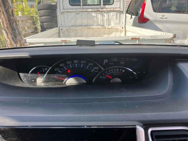 タント カスタムＲＳ　両側電動スライドドア　ナビ　オートライト　ＬＥＤヘッドランプ　スマートキー　アイドリングストップ　電動格納ミラー　ベンチシート　ＣＶＴ　盗難防止システム　ＡＢＳ　Ｂｌｕｅｔｏｏｔｈ　アルミホイール（35枚目）