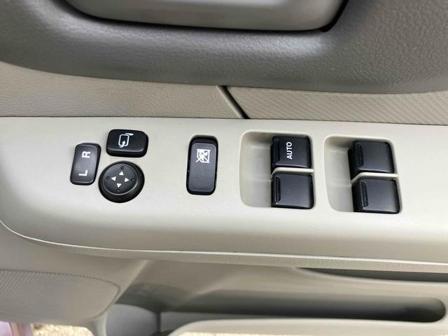 スペーシア Ｇ　４ＷＤ　ＥＴＣ　バックカメラ　両側スライドドア　ナビ　ＴＶ　スマートキー　アイドリングストップ　電動格納ミラー　シートヒーター　ベンチシート　ＣＶＴ　盗難防止システム　ＡＢＳ　アルミホイール（11枚目）