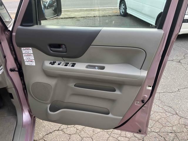 スペーシア Ｇ　４ＷＤ　ＥＴＣ　バックカメラ　両側スライドドア　ナビ　ＴＶ　スマートキー　アイドリングストップ　電動格納ミラー　シートヒーター　ベンチシート　ＣＶＴ　盗難防止システム　ＡＢＳ　アルミホイール（32枚目）