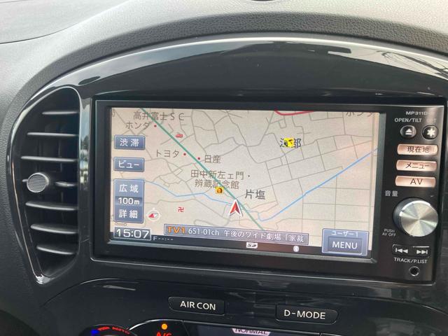 ジューク １６ＧＴ　ＦＯＵＲ　タイプＶ　４ＷＤ　ＥＴＣ　バックカメラ　ナビ　ＴＶ　オートライト　アルミホイール　スマートキー　電動格納ミラー　ＣＶＴ　盗難防止システム　衝突安全ボディ　ＡＢＳ　ＥＳＣ　エアコン　パワーステアリング（3枚目）