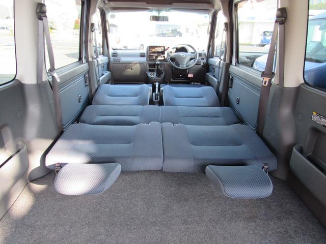 ハイゼットカーゴ クルーズ　４ＷＤ　５速ＭＴ　ワンオーナー　禁煙車　走行３５，６００ｋｍ　保証６か月走行無制限　エアコン　パワステ　パワーウィンドー　キーレスエントリー（14枚目）