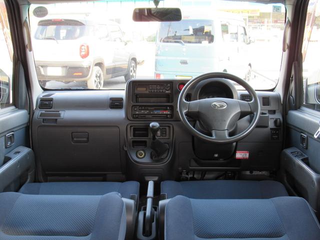ハイゼットカーゴ クルーズ　４ＷＤ　５速ＭＴ　ワンオーナー　禁煙車　走行３５，６００ｋｍ　保証６か月走行無制限　エアコン　パワステ　パワーウィンドー　キーレスエントリー（19枚目）