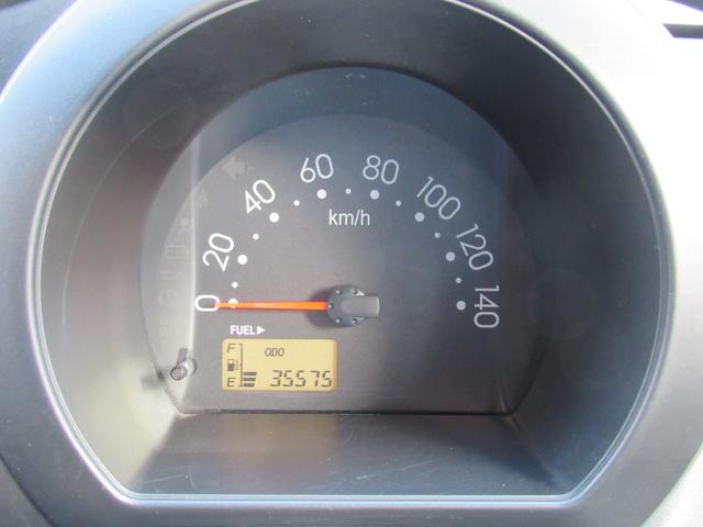 ハイゼットカーゴ クルーズ　４ＷＤ　５速ＭＴ　ワンオーナー　禁煙車　走行３５，６００ｋｍ　保証６か月走行無制限　エアコン　パワステ　パワーウィンドー　キーレスエントリー（21枚目）
