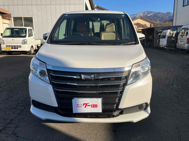 ノア Ｘ　４ＷＤ　ＥＴＣ　バックカメラ　ナビ　ＴＶ　レーンアシスト　衝突被害軽減システム　両側スライド・片側電動　オートマチックハイビーム　オートライト　ＬＥＤヘッドランプ　キーレスエントリー（13枚目）