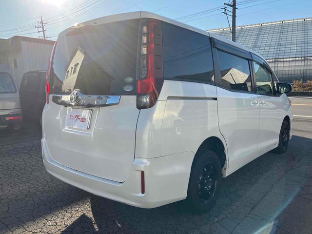 ノア Ｘ　４ＷＤ　ＥＴＣ　バックカメラ　ナビ　ＴＶ　レーンアシスト　衝突被害軽減システム　両側スライド・片側電動　オートマチックハイビーム　オートライト　ＬＥＤヘッドランプ　キーレスエントリー（20枚目）