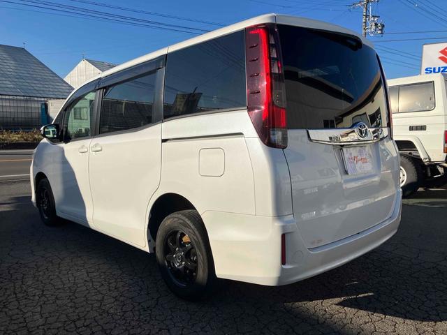 ノア Ｘ　４ＷＤ　ＥＴＣ　バックカメラ　ナビ　ＴＶ　レーンアシスト　衝突被害軽減システム　両側スライド・片側電動　オートマチックハイビーム　オートライト　ＬＥＤヘッドランプ　キーレスエントリー（24枚目）