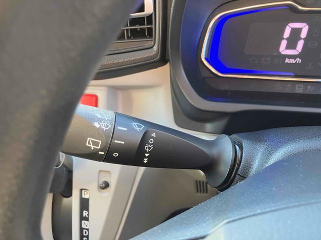 ミライース Ｘ　ＳＡＩＩＩ　クリアランスソナー　衝突被害軽減システム　オートマチックハイビーム　キーレスエントリー　アイドリングストップ　電動格納ミラー　ＣＶＴ　ＥＳＣ　エアコン　パワーステアリング　パワーウィンドウ（6枚目）