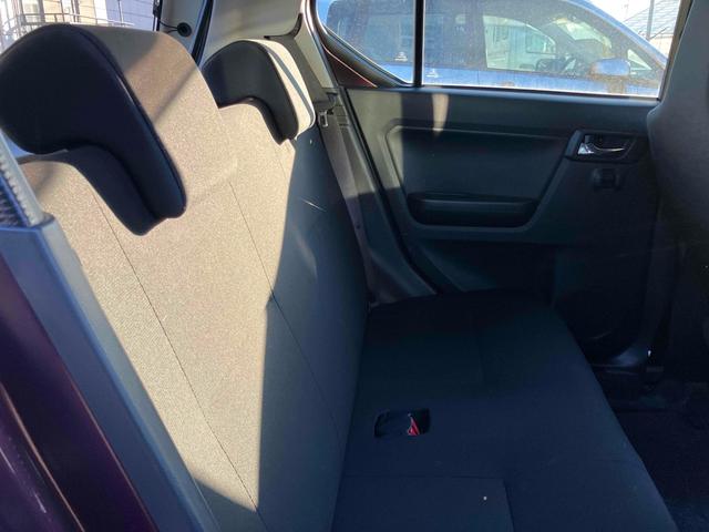 ミライース Ｘ　ＳＡＩＩＩ　クリアランスソナー　衝突被害軽減システム　オートマチックハイビーム　キーレスエントリー　アイドリングストップ　電動格納ミラー　ＣＶＴ　ＥＳＣ　エアコン　パワーステアリング　パワーウィンドウ（10枚目）