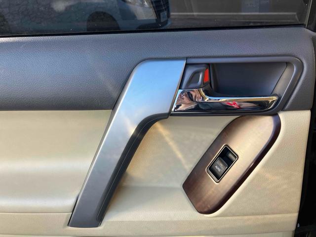 ランドクルーザープラド ＴＸ　Ｌパッケージ　４ＷＤ　ＥＴＣ　バックカメラ　オートクルーズコントロール　パワーシート　ナビ　ＴＶ　オートライト　ヘッドライトウォッシャー　アルミホイール　スマートキー　電動格納ミラー　シートヒーター　ＡＴ（36枚目）