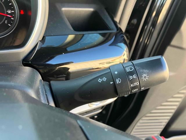 スペーシアカスタム ハイブリッドＸＳ　４ＷＤ　ドライブレコーダー　ＥＴＣ　バックカメラ　両側電動スライドドア　ナビ　ＴＶ　クリアランスソナー　レーンアシスト　衝突被害軽減システム　オートライト　ＬＥＤヘッドランプ　スマートキー（6枚目）