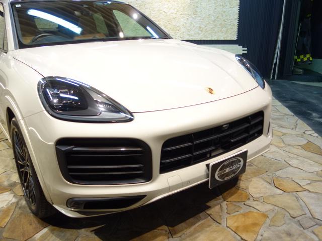 カイエンクーペ カイエンGTS クーペ 純正OPカシミヤベージュペイント純正21inスパイダーRSホイール装着ブラック/モハーヴェ ベージュインテリアBOSEサラウンドサウンドシステム装備純正OPプライバシーガラス装備(13枚目)