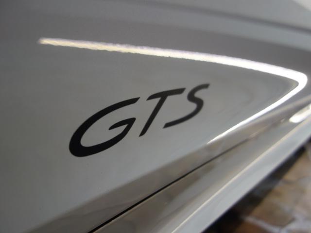 カイエンクーペ カイエンGTS クーペ 純正OPカシミヤベージュペイント純正21inスパイダーRSホイール装着ブラック/モハーヴェ ベージュインテリアBOSEサラウンドサウンドシステム装備純正OPプライバシーガラス装備(19枚目)