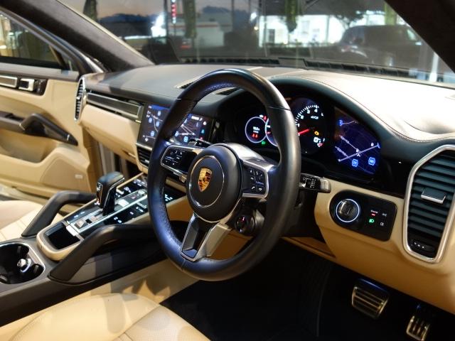 カイエンクーペ カイエンGTS クーペ 純正OPカシミヤベージュペイント純正21inスパイダーRSホイール装着ブラック/モハーヴェ ベージュインテリアBOSEサラウンドサウンドシステム装備純正OPプライバシーガラス装備(26枚目)