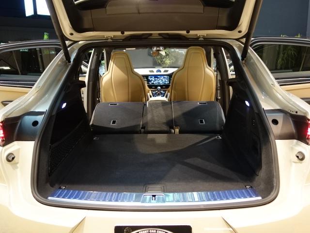 カイエンクーペ カイエンGTS クーペ 純正OPカシミヤベージュペイント純正21inスパイダーRSホイール装着ブラック/モハーヴェ ベージュインテリアBOSEサラウンドサウンドシステム装備純正OPプライバシーガラス装備(45枚目)