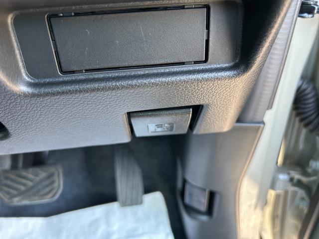 スペーシアベース XF 2型 4WD 全方位カメラ バックカメラ オートライト スライドドア プッシュスタート シートヒーター オートエアコン 4WD 衝突被害軽減システム アイドリングストップ 横滑り防止機能 衝突安全ボディ(33枚目)