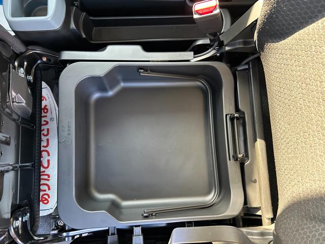 スペーシアベース XF 2型 4WD 全方位カメラ バックカメラ オートライト スライドドア プッシュスタート シートヒーター オートエアコン 4WD 衝突被害軽減システム アイドリングストップ 横滑り防止機能 衝突安全ボディ(67枚目)