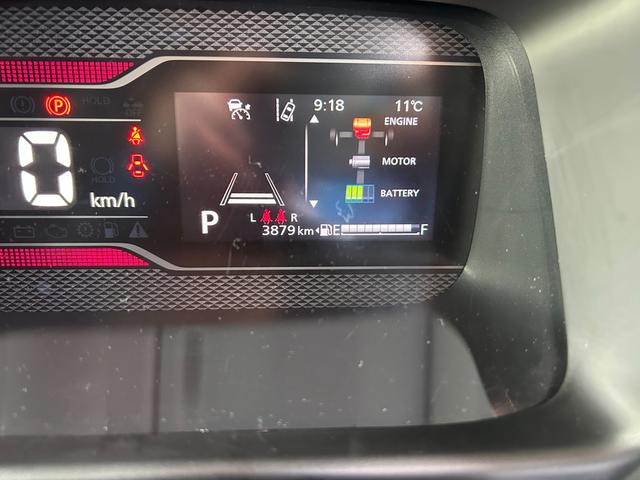 スペーシアカスタム カスタム HYBRID XSターボ 2WD ターボ オートライト バックカメラ オートライト Bluetooth スライドドア 純正ナビ プッシュスタート シートヒーター オートエアコン 衝突被害軽減システム アイドリングストップ 横滑り防止機能(12枚目)