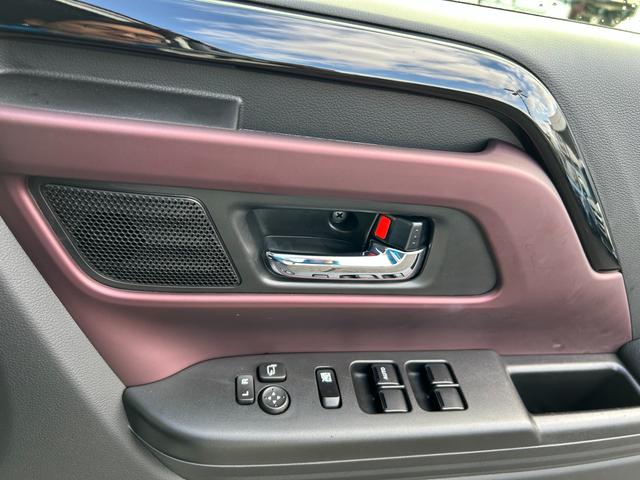 スペーシアカスタム カスタム HYBRID XSターボ 2WD ターボ オートライト バックカメラ オートライト Bluetooth スライドドア 純正ナビ プッシュスタート シートヒーター オートエアコン 衝突被害軽減システム アイドリングストップ 横滑り防止機能(41枚目)