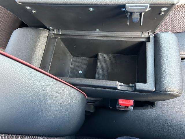 スペーシアカスタム カスタム HYBRID XSターボ 2WD ターボ オートライト バックカメラ オートライト Bluetooth スライドドア 純正ナビ プッシュスタート シートヒーター オートエアコン 衝突被害軽減システム アイドリングストップ 横滑り防止機能(45枚目)