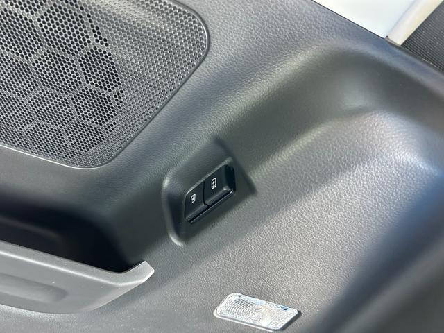 スペーシアカスタム カスタム HYBRID XSターボ 2WD ターボ オートライト バックカメラ オートライト Bluetooth スライドドア 純正ナビ プッシュスタート シートヒーター オートエアコン 衝突被害軽減システム アイドリングストップ 横滑り防止機能(70枚目)