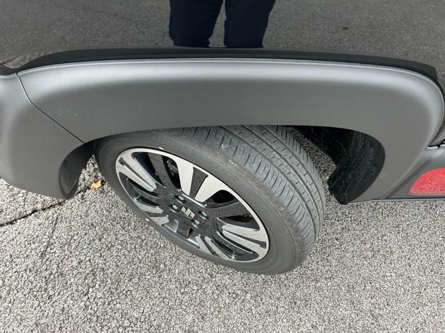 クロスビー HYBRID MZ 4型 4WD 全方位カメラ バックカメラ オートライト プッシュスタート シートヒーター オートエアコン 4WD 衝突被害軽減システム アイドリングストップ 横滑り防止機能 衝突安全ボディ 盗難防止システム(19枚目)