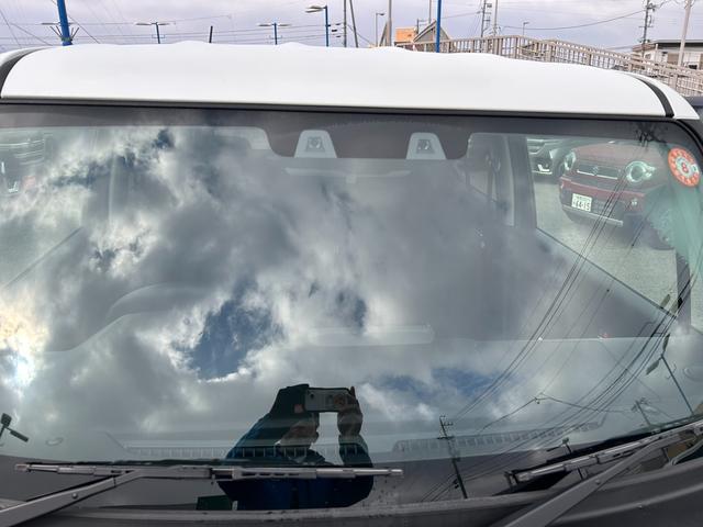 クロスビー HYBRID MZ 4型 4WD 全方位カメラ バックカメラ オートライト プッシュスタート シートヒーター オートエアコン 4WD 衝突被害軽減システム アイドリングストップ 横滑り防止機能 衝突安全ボディ 盗難防止システム(39枚目)