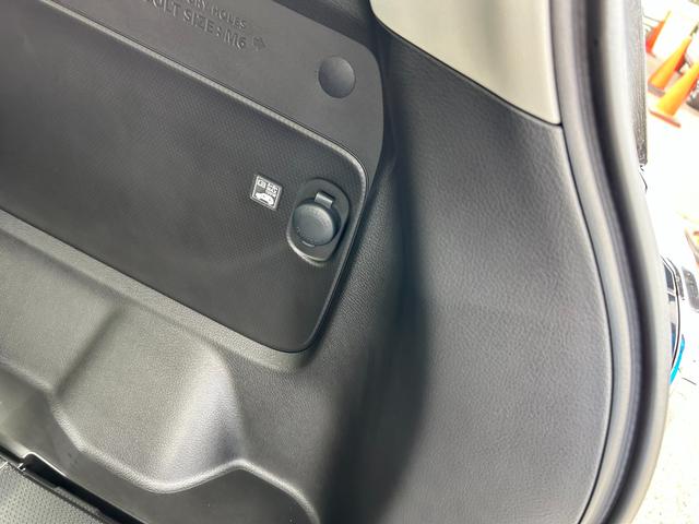 クロスビー HYBRID MZ 4型 4WD 全方位カメラ バックカメラ オートライト プッシュスタート シートヒーター オートエアコン 4WD 衝突被害軽減システム アイドリングストップ 横滑り防止機能 衝突安全ボディ 盗難防止システム(53枚目)