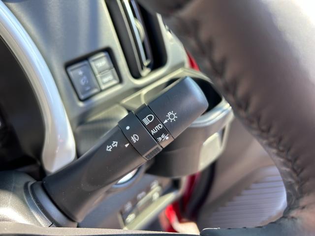 ハスラー ＨＹＢＲＩＤ　Ｘ　２ＷＤ　全方位カメラ付きナビゲーション　バックカメラ　オートライト　Ｂｌｕｅｔｏｏｔｈ　純正ナビ　プッシュスタート　シートヒーター　オートエアコン　衝突被害軽減システム　アイドリングストップ　横滑り防止機能　衝突安全ボディ　盗難防止システム（22枚目）