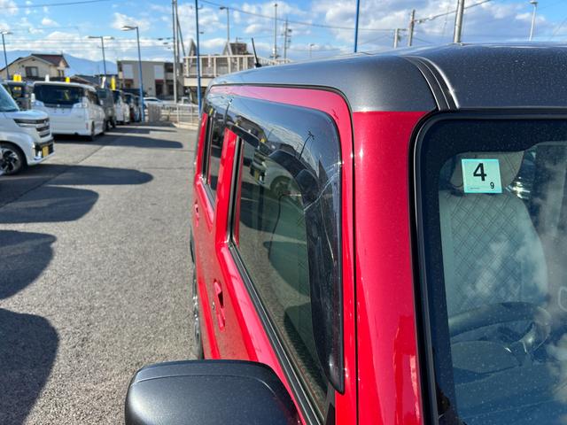 ハスラー ＨＹＢＲＩＤ　Ｘ　２ＷＤ　全方位カメラ付きナビゲーション　バックカメラ　オートライト　Ｂｌｕｅｔｏｏｔｈ　純正ナビ　プッシュスタート　シートヒーター　オートエアコン　衝突被害軽減システム　アイドリングストップ　横滑り防止機能　衝突安全ボディ　盗難防止システム（40枚目）