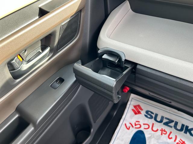 スペーシア ＨＹＢＲＩＤ　Ｇ　２ＷＤ　スライドドア　オートライト　スライドドア　プッシュスタート　シートヒーター　オートエアコン　衝突被害軽減システム　盗難防止システム　衝突安全ボディ　盗難防止システム（10枚目）