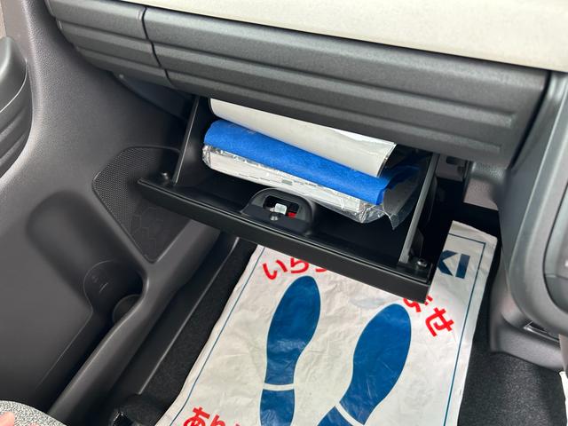 スペーシア ＨＹＢＲＩＤ　Ｇ　２ＷＤ　スライドドア　オートライト　スライドドア　プッシュスタート　シートヒーター　オートエアコン　衝突被害軽減システム　盗難防止システム　衝突安全ボディ　盗難防止システム（21枚目）