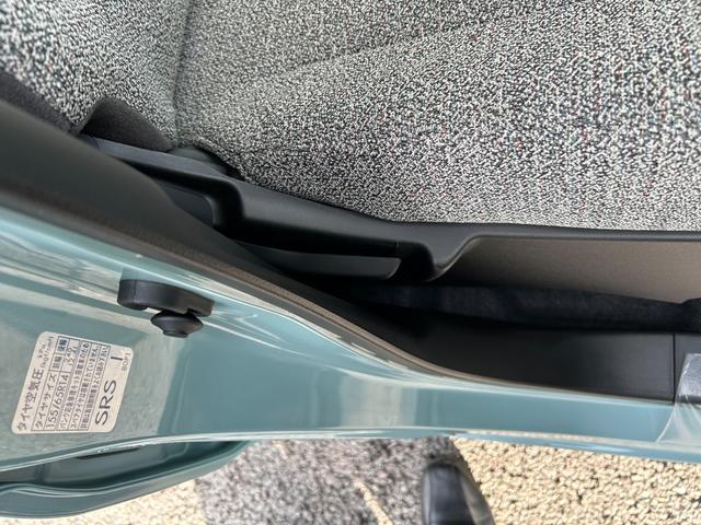 スペーシア ＨＹＢＲＩＤ　Ｇ　２ＷＤ　スライドドア　オートライト　スライドドア　プッシュスタート　シートヒーター　オートエアコン　衝突被害軽減システム　盗難防止システム　衝突安全ボディ　盗難防止システム（38枚目）