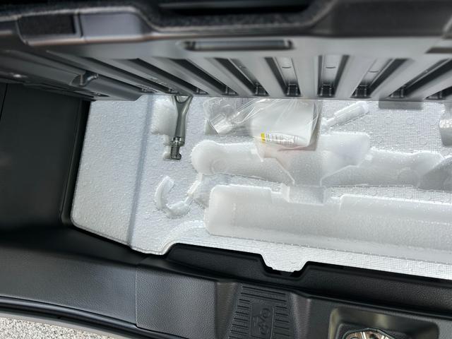 スペーシア ＨＹＢＲＩＤ　Ｇ　２ＷＤ　スライドドア　オートライト　スライドドア　プッシュスタート　シートヒーター　オートエアコン　衝突被害軽減システム　盗難防止システム　衝突安全ボディ　盗難防止システム（48枚目）