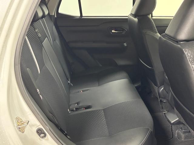ロッキー プレミアムＧ　ＨＥＶ　カーナビ　全方位カメラ　ドラレコ　ＣＶＴ　シートヒーター　オートライト　オートエアコン　ＬＥＤヘッドランプ　ＬＥＤフォグランプ　クルーズコントロール　バックフォグランプ　ＨＥＶ（16枚目）