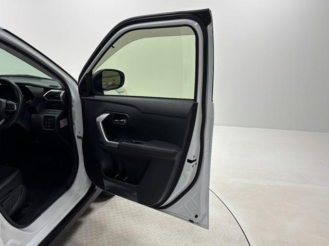 ロッキー プレミアムＧ　ＨＥＶ　カーナビ　全方位カメラ　ドラレコ　ＣＶＴ　シートヒーター　オートライト　オートエアコン　ＬＥＤヘッドランプ　ＬＥＤフォグランプ　クルーズコントロール　バックフォグランプ　ＨＥＶ（49枚目）