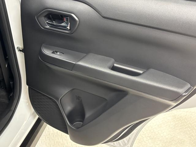 ロッキー プレミアムＧ　ＨＥＶ　カーナビ　全方位カメラ　ドラレコ　ＣＶＴ　シートヒーター　オートライト　オートエアコン　ＬＥＤヘッドランプ　ＬＥＤフォグランプ　クルーズコントロール　バックフォグランプ　ＨＥＶ（52枚目）