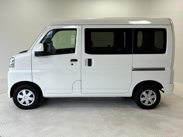 ハイゼットカーゴ クルーズ　ＣＤチューナー　マニュアルエアコン　　　　ＣＶＴ　オートライト（6枚目）