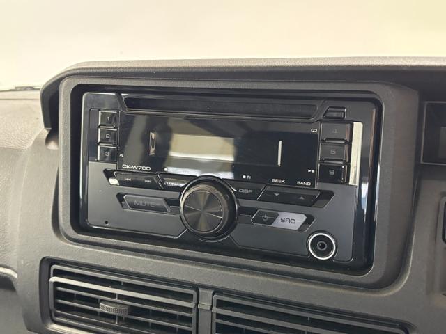 ハイゼットカーゴ クルーズ　ＣＤチューナー　マニュアルエアコン　　　　ＣＶＴ　オートライト（11枚目）