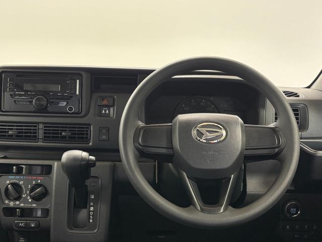 ハイゼットカーゴ クルーズ　ＣＤチューナー　マニュアルエアコン　　　　ＣＶＴ　オートライト（16枚目）