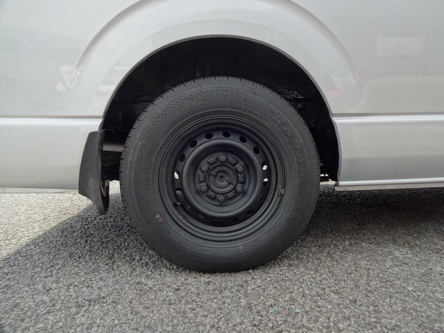 DX ワンオーナー タイヤ4本新品 10人乗 記録簿 4WD(18枚目)