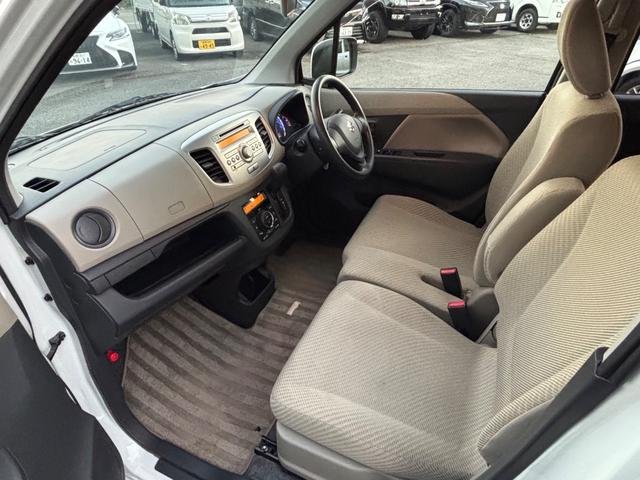 ワゴンR FX 禁煙車 記録簿 4WD フル装備 Wエアバック キーレス ABS シートヒーター フルフラットシート アイドリングストップ 電動格納ミラー 14インチアルミホイール(9枚目)